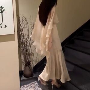 Silk Dress— ready for summer 🌸